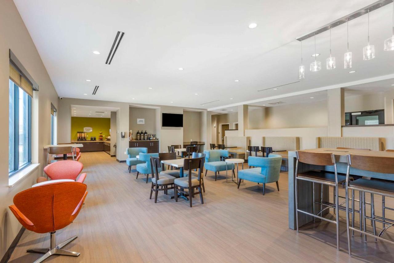 Sleep Inn North - Central York Bagian luar foto